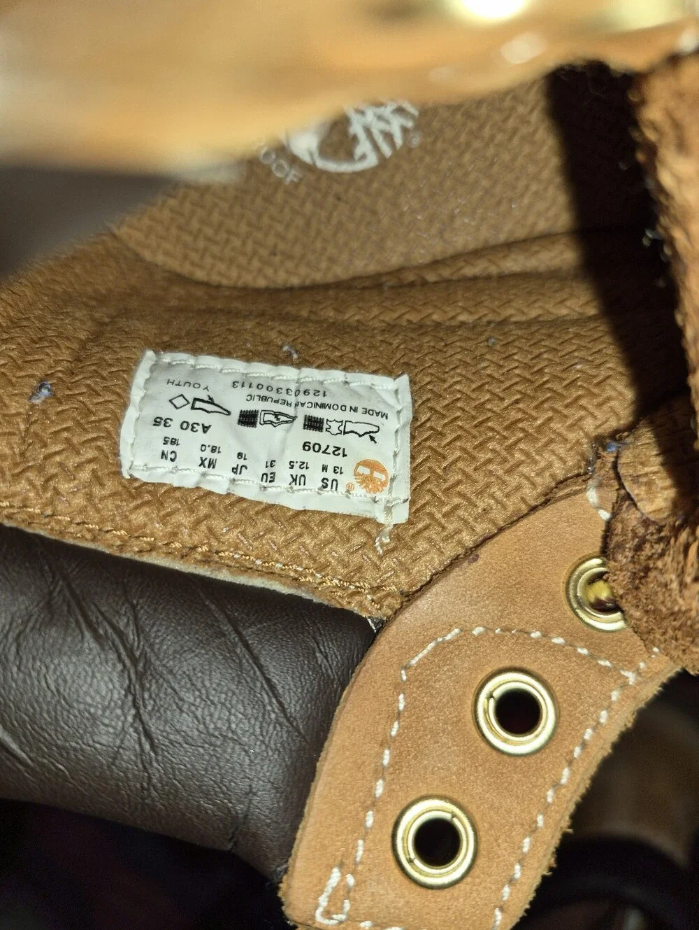 Classic Wheat Timberland Boots Size 13k Like New!!!